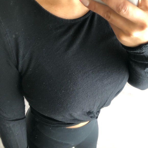 Mind Code black twisted crop long sleeve top - Picture 10 of 13